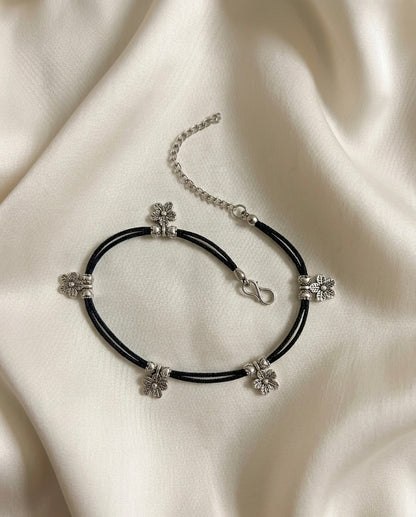 Hanging flower anklet