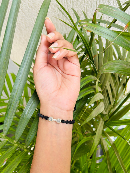 Dumbbell adjustable bracelet