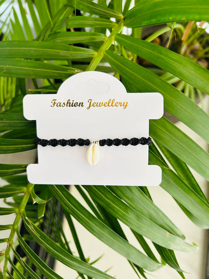 Shell with silver beads unisex bracelet