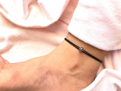 Simple Flower Anklet