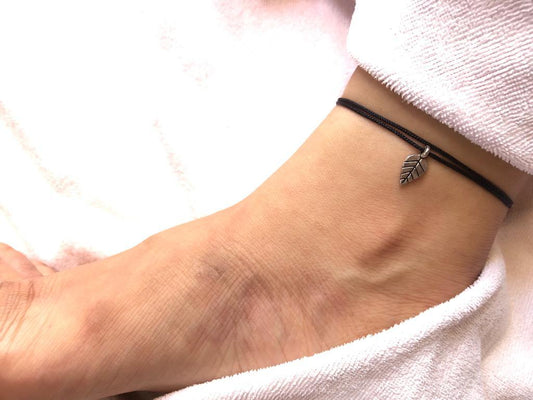 Hanging leaf Anklet
