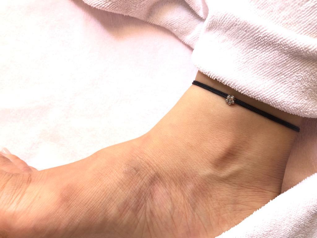 Simple Flower Anklet