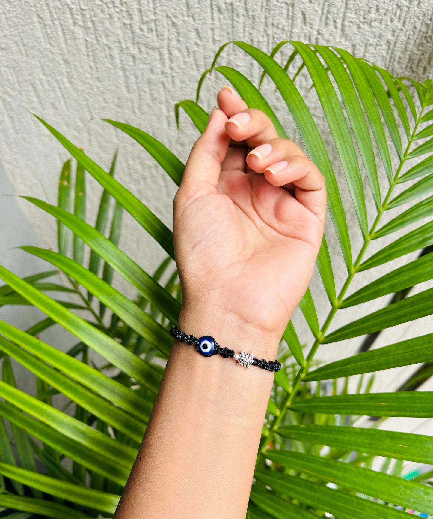 Evileye with tortoise bracelet